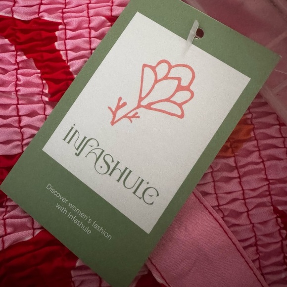 Brand New Infashule Floral Maxi Dress - Red with Pink Daisies - Size Large - Picture 5 of 5